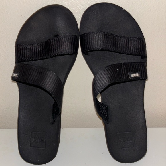 Teva Black Sandals Minimalist Design Casual - Picture 5 of 5